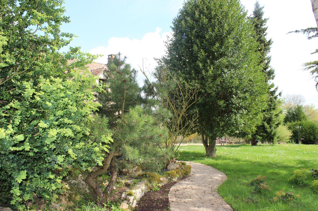 Le Clos Dormont Saint-Étienne-sous-Bailleul Exterior photo